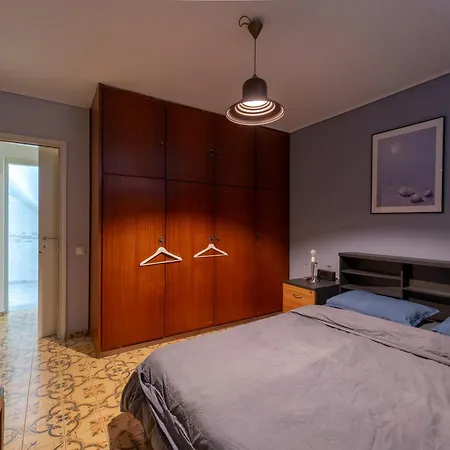 Apartment Alimos